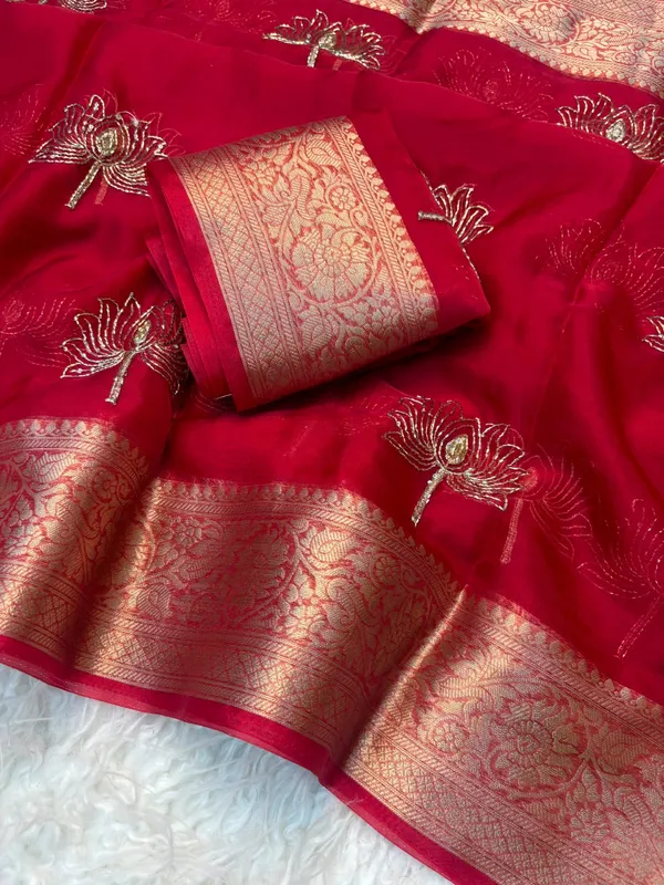 Red_Kanchipuram_Golden_Organza_Tissue_With_Jacquard_Border_With_Beautiful_Beads_Worked_Lotus