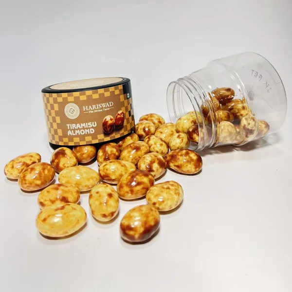 Tiramisu_Almond_Dragees