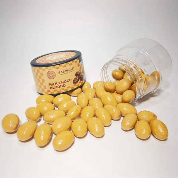 Milk_Choco_Almond_Dragees