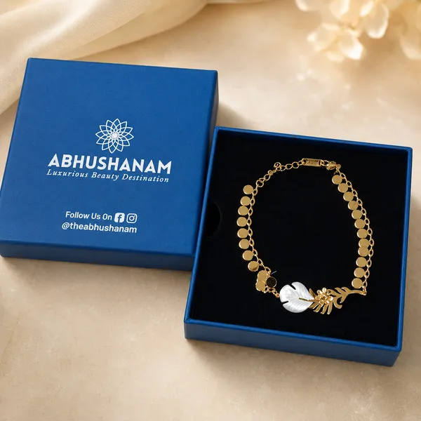 Ivory_Leaf_Charm_Bracelet_52197