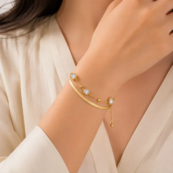 Golden_Harmony_Heart_Bracelet_52234