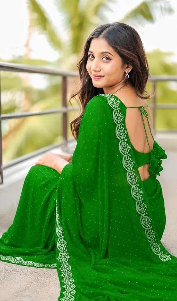Green_Georgette_Printed_Saree_For_Women