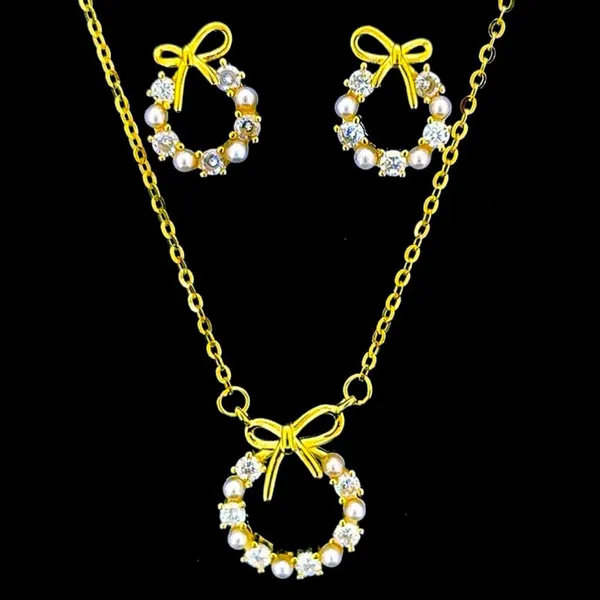 Gold-Tone_Bow_Pearl_Crystal_Necklace_And_Earrings_Set_For_Women
