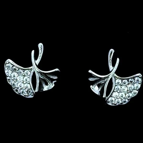 Silver_Crystal_Wing_Stud_Earrings_For_Women