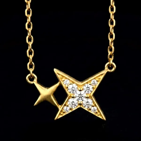 Gold_Rhinestone_Star_Pendant_Necklace_For_Women