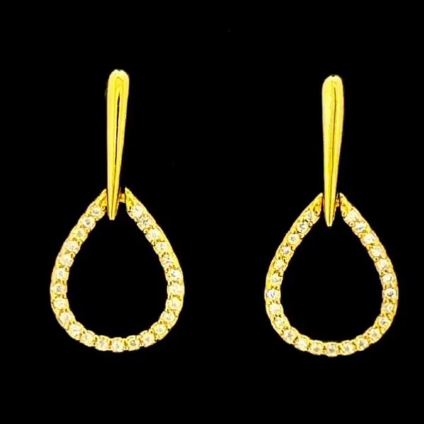 Gold_Textured_Teardrop_Drop_Earrings_For_Women