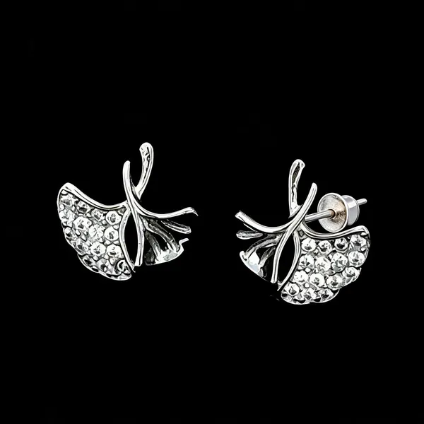 Silver_Crystal_Wing_Stud_Earrings_For_Women
