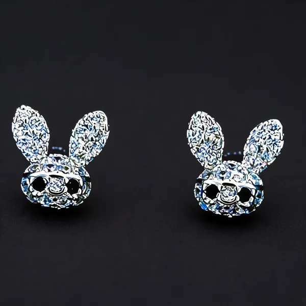Silver_Crystal_Rabbit_Stud_Earrings_For_Women