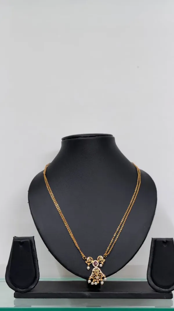 Gold_Tone_Traditional_Necklace_for_Women