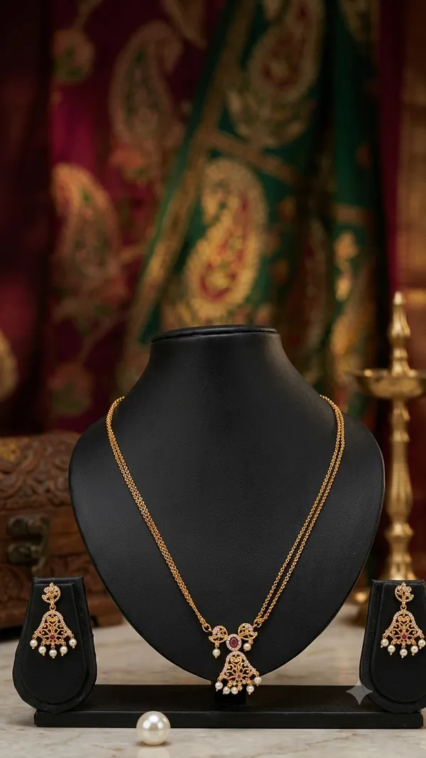 Gold_Alloy_Polished_Necklace_For_Women