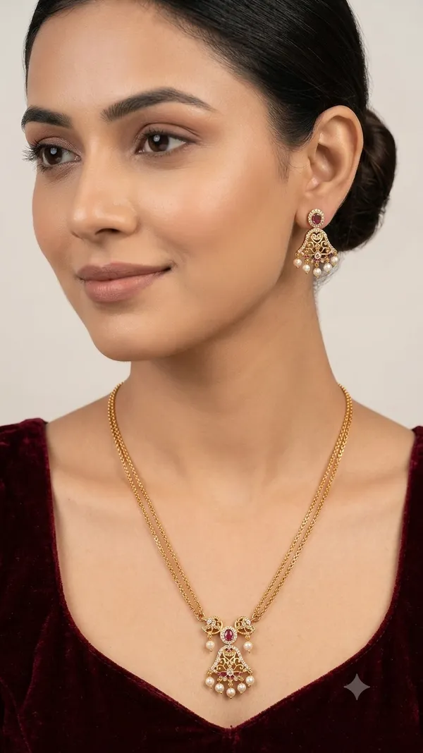 Gold_Alloy_Polished_Necklace_For_Women