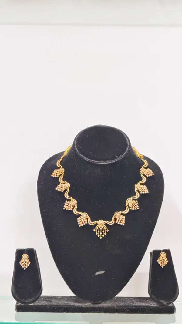 Gold_Tone_Necklace_And_Earrings_Set_for_Women
