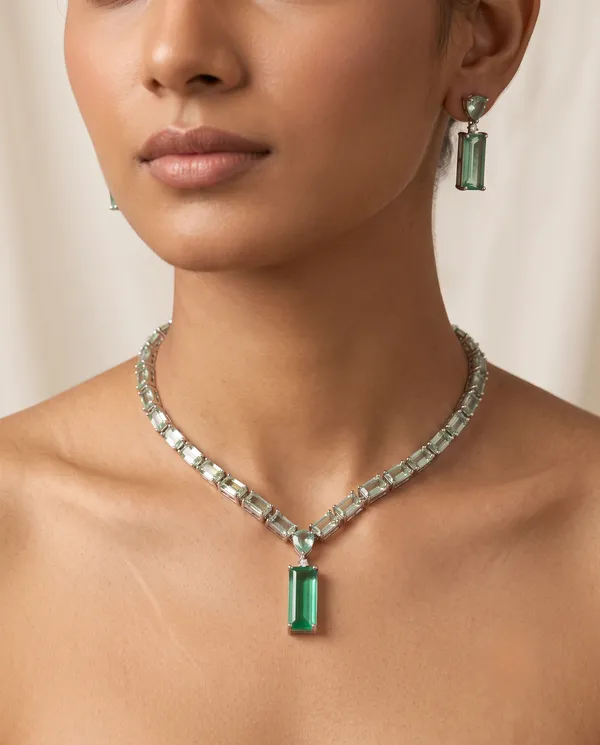 Emerald_Green_Pendant_Cz_Choker_Set