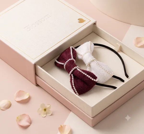 Blossom_Birthday_Return_Gift_Hamper_Lite