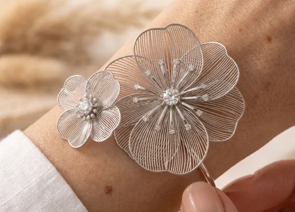 Silver_Floral_Metal_Cuff_Bracelet
