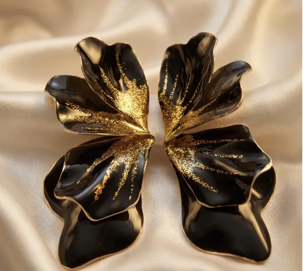 Black_Glitter_Petal_Statement_Earrings