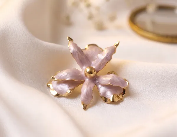 Off_White_Resin_Flower_Cluster_Statement_Earrings
