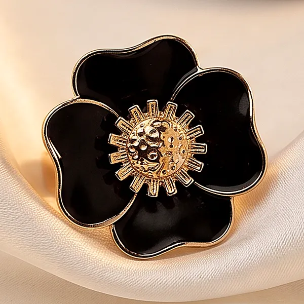 Noir_Blossom_Black_Enamel_Floral_Ring