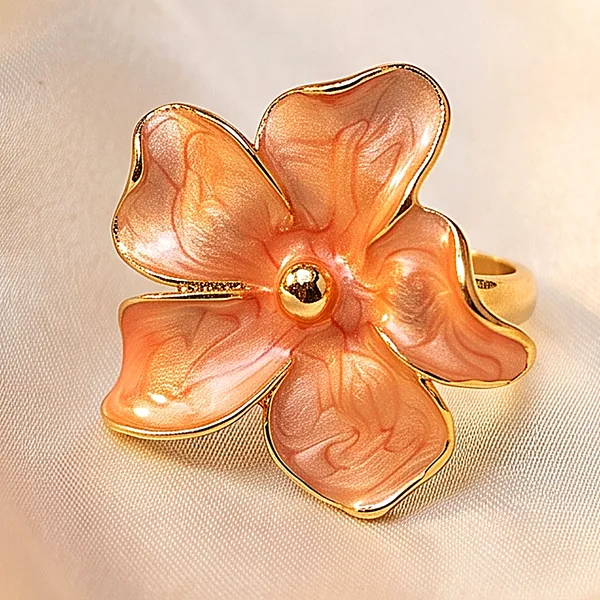 Coral_Petal_Peach_Enamel_Floral_Ring
