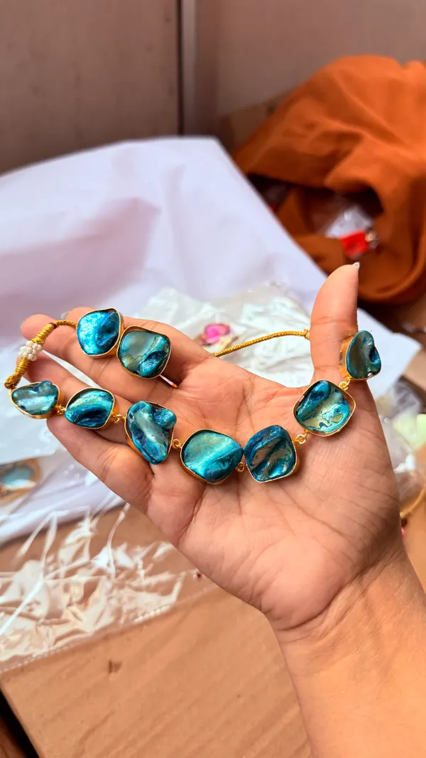 Blue_Stone_Statement_Necklace_for_Women