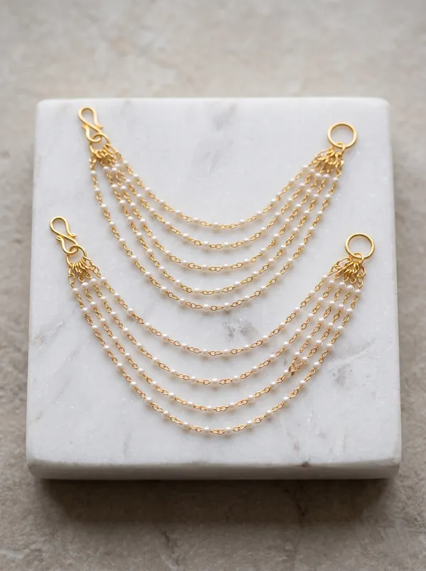 Gold_Embellished_Traditional_Hair_Accessory_for_Women