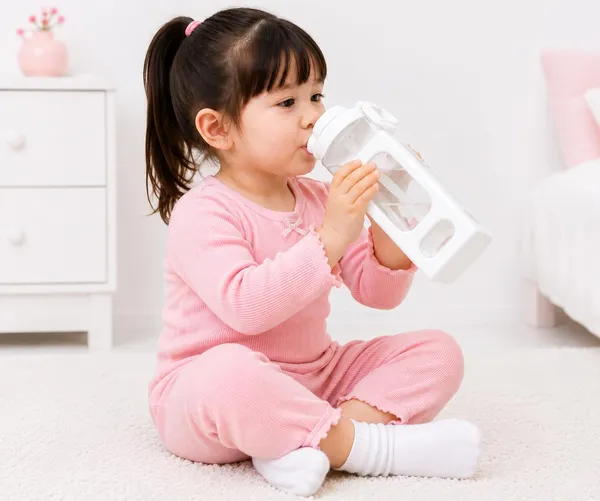 Kids_Water_Bottle_With_Handle_And_Straw