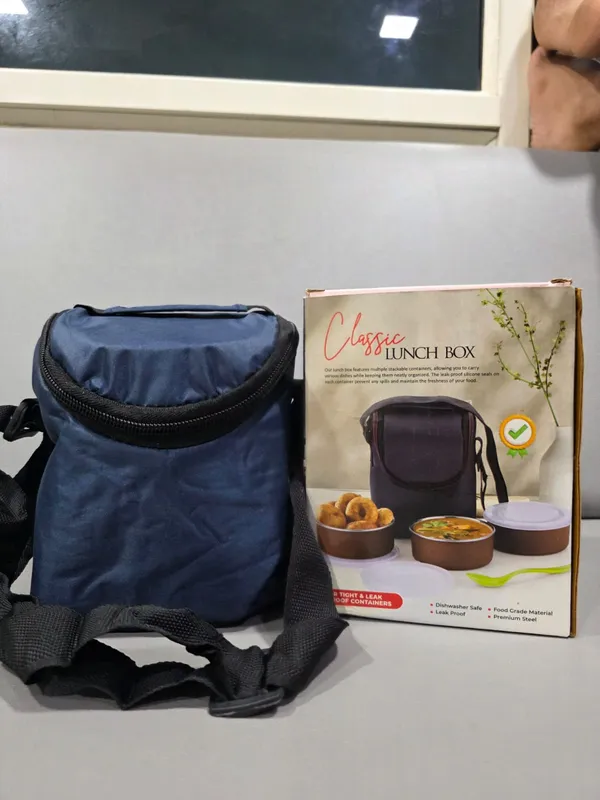 Stainless_Steel_Classic_Lunch_Box_With_Insulated_Fabric_Jacket