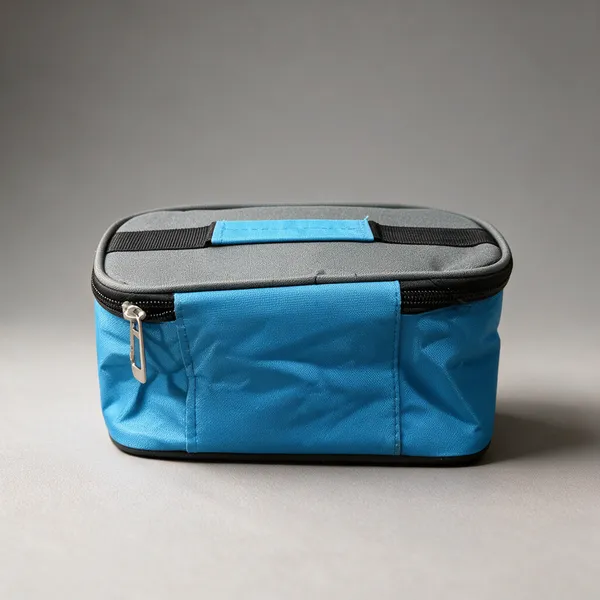 Blue_Stainless_Steel_Portable_Pet_Feeding_Set_For_Dogs_And_Cats