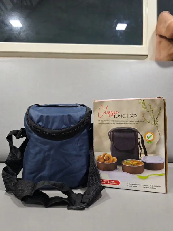 Stainless_Steel_Classic_Lunch_Box_With_Insulated_Fabric_Jacket