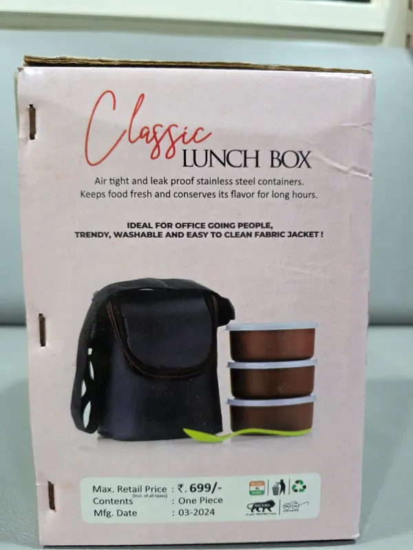 Stainless_Steel_Classic_Lunch_Box_With_Insulated_Fabric_Jacket