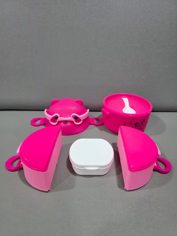 Teddy_Lunch_Box_with_4_Container_&_1_spoon