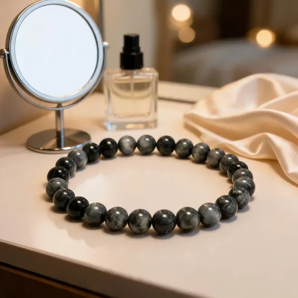 Natural_Black_Cat_Eye_Crystal_Bracelet_for_Protection_from_Negative_Energy_&_Evil_Eye
