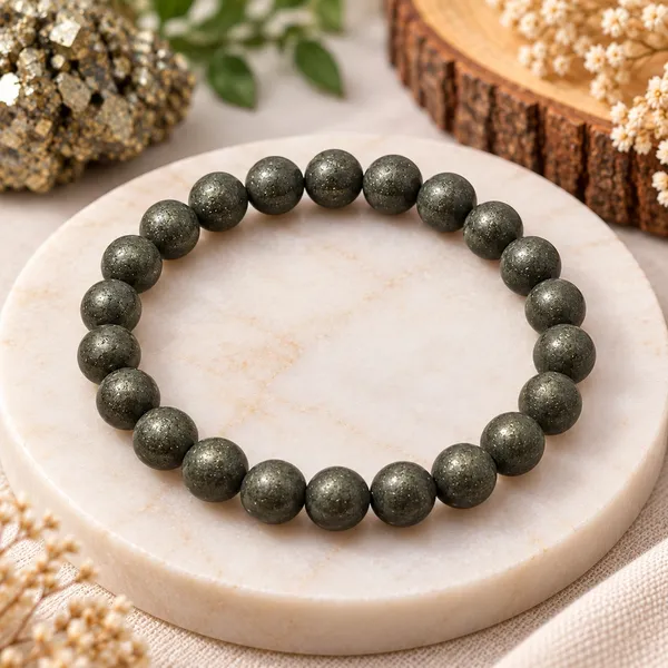 Pyrite_Money_Attraction_Keychain_–_Attracts_Wealth,_Brings_Prosperity_&_Helps_Control_Unnecessary_Expenses