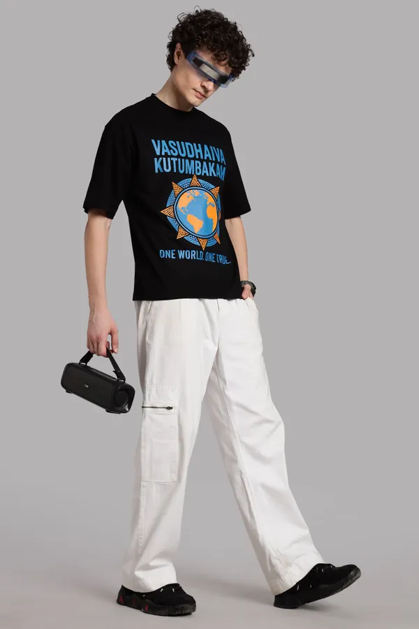 Black_Cotton_Oversized_Vasudhaiva_Kutumbakam_T-Shirt