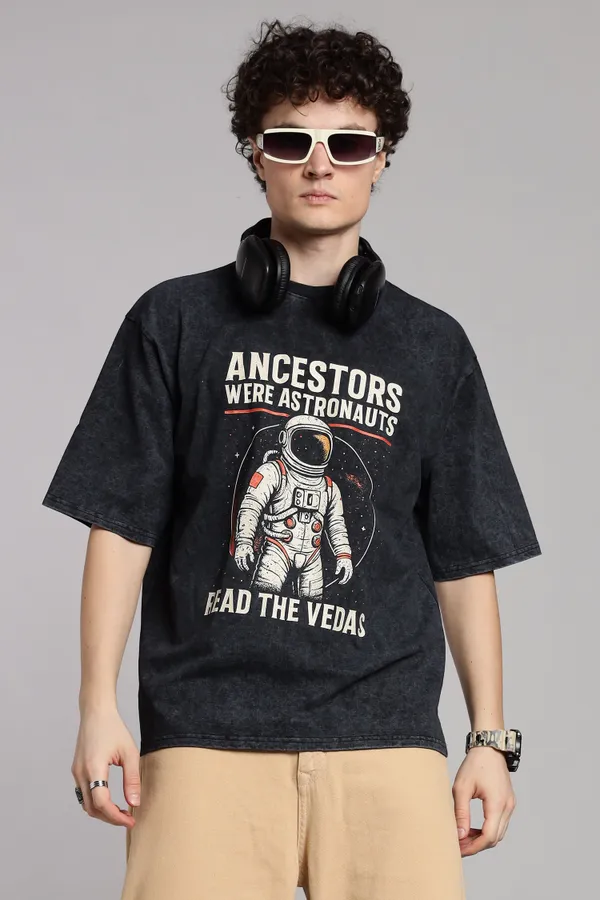 Optic_Wash_Cotton_Oversized_Ancestors_Were_Astronauts_T-Shirt