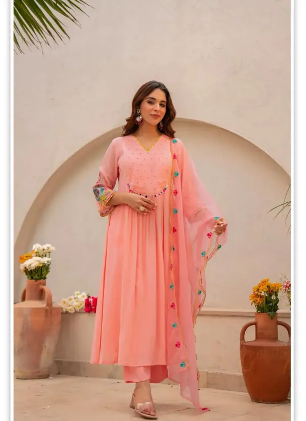 Elegant_Peach_Anarkali_Kurta_Set_With_Embroidered_Dupatta