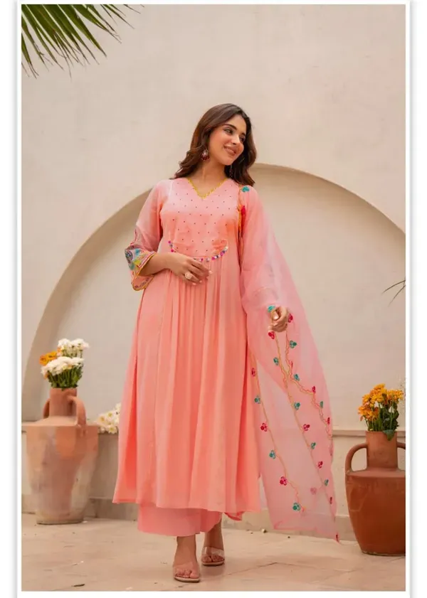 Elegant_Peach_Anarkali_Kurta_Set_With_Embroidered_Dupatta