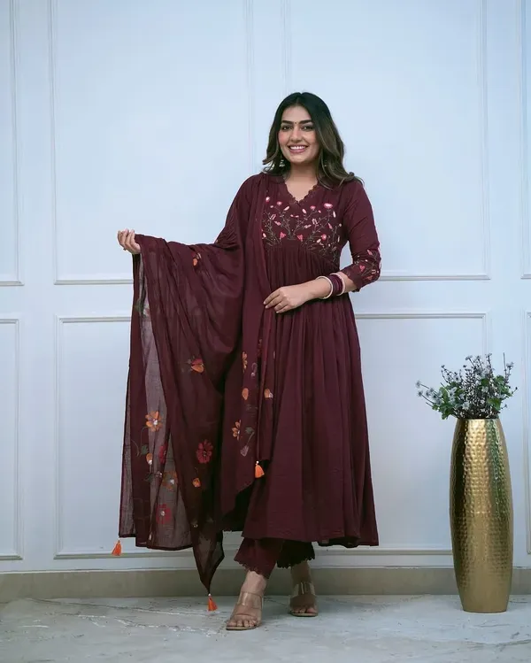 Maroon_Embroidery_Sequence_Work_Kurti_With_Pant_Dupatta_Set_For_Women