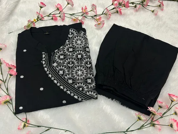 Black_Cotton_Kurta_Pant_Set_With_Embroidery_Work_For_Women