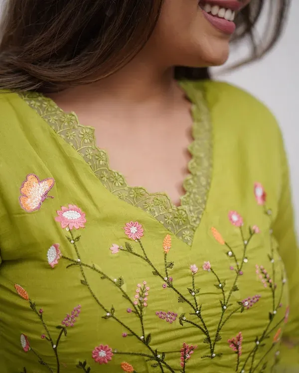 Green_Embroidered_Sequence_Cotton_Kurti_With_Pant_Dupatta_Set_For_Women