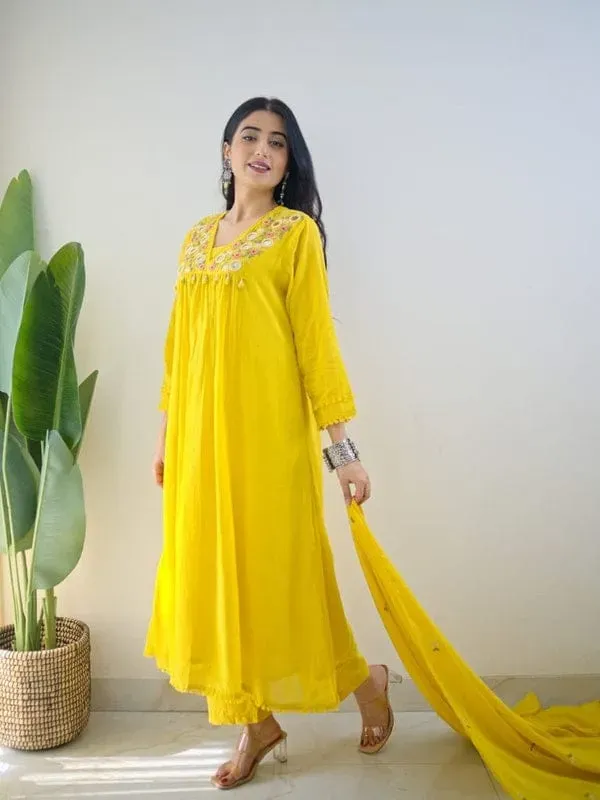 Samya_Yellow_Hand_Embroidered_Kurta_Set_With_Dupatta