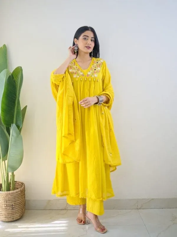 Samya_Yellow_Hand_Embroidered_Kurta_Set_With_Dupatta