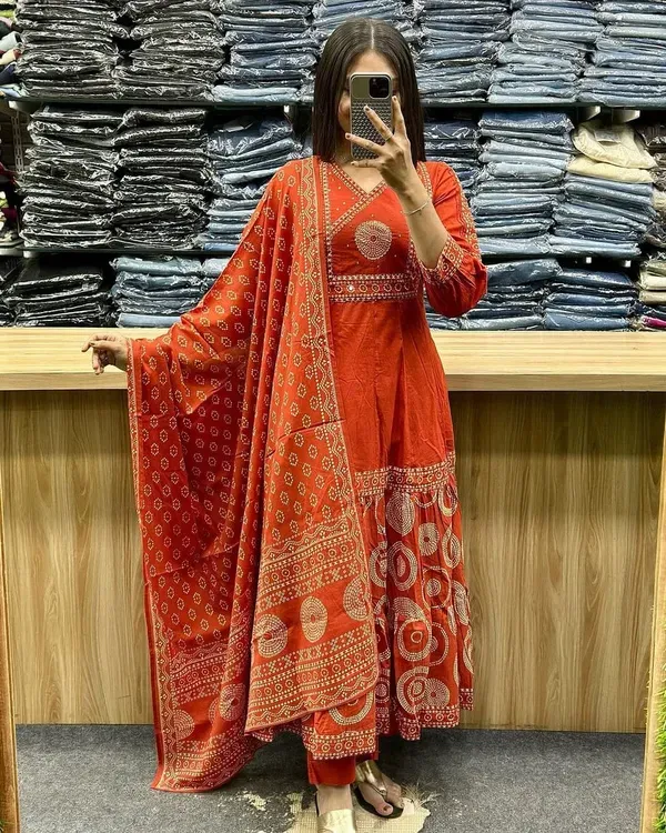 Jaipur_Kurta_Rust_Orange_Printed_Kurta_Set_With_Dupatta