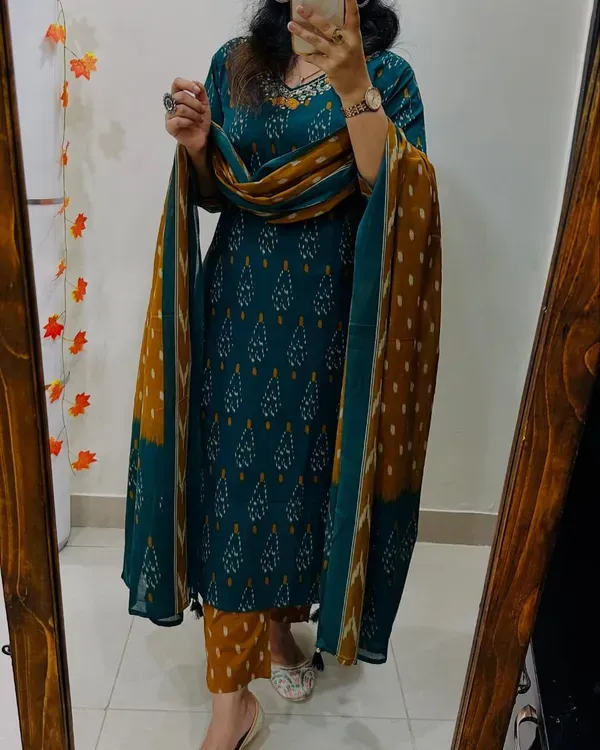 Yellow_Cotton_Printed_Kurti_With_Pant_Dupatta_Set_For_Women