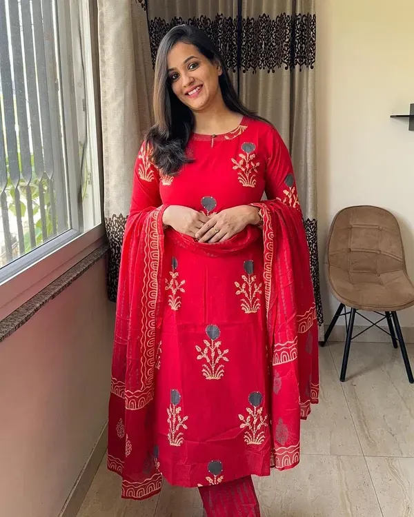Red_Printed_Cotton_Kurti_With_Pant_Dupatta_Set_For_Women