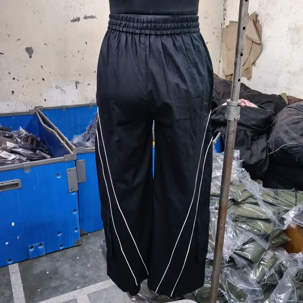 Black_Track_Pants_for_women