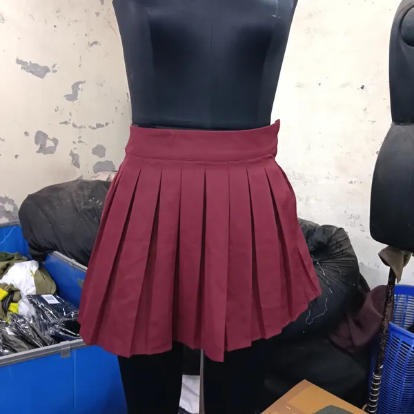 Burgundy_Pleated_Mini_Skirt_for_Women