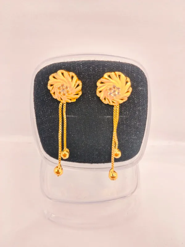 Gold_Brass_Chain_Drop_Earrings_For_Women