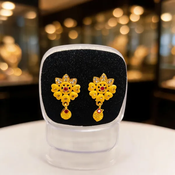 Gold_Brass_Drop_Earrings_For_Women