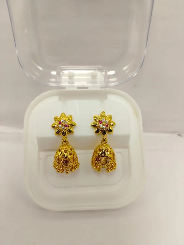 Gold_Brass_Jhumka_Earrings_For_Women